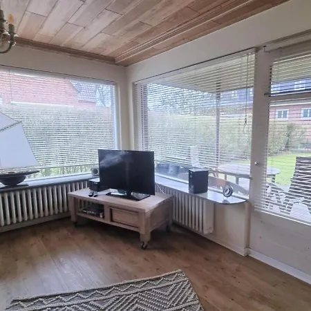 Nico S Hues Whg Austernfischer Wyk *